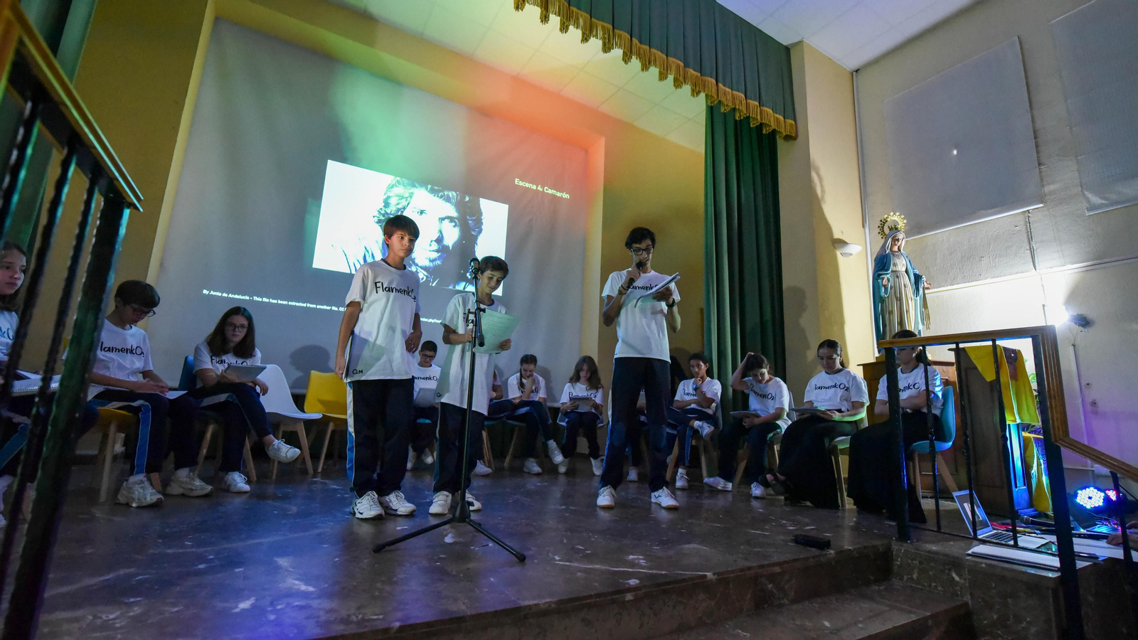 Flamenkoz, lectura de la obra en el  colegio Huerta de la Cruz, en imágenes
