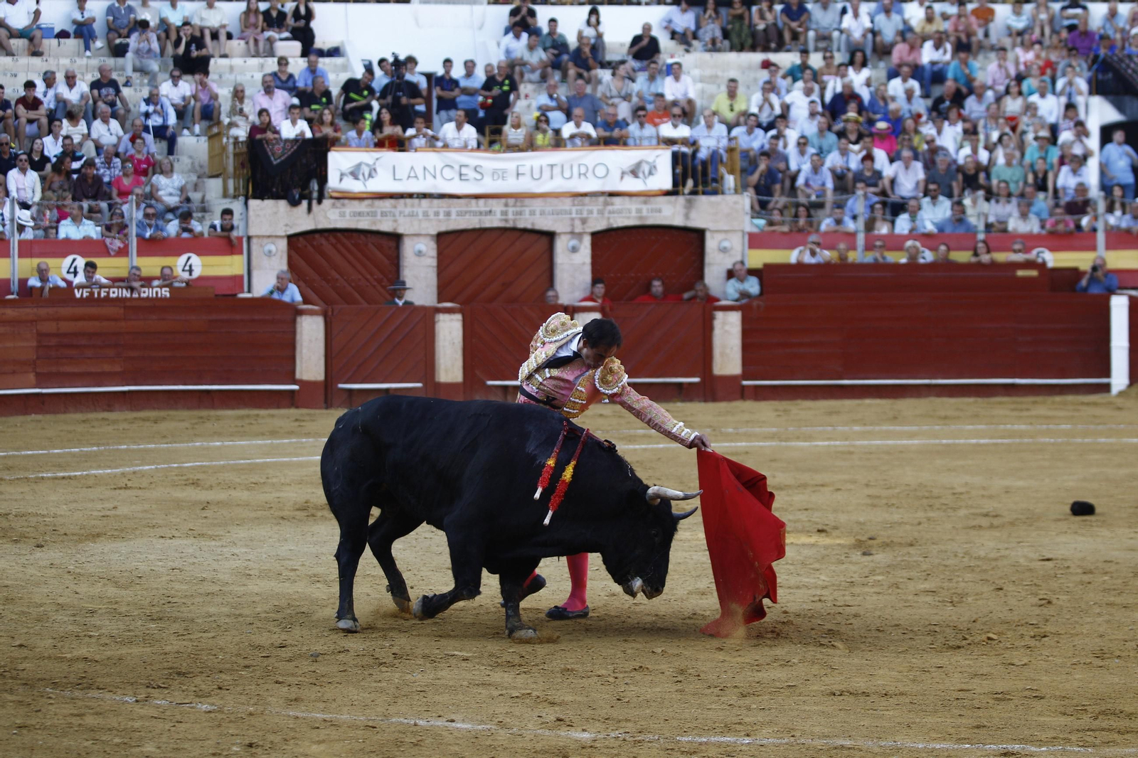 Las mejores imágenes de los toreros Fortes, Juan Ortega y David de Miranda en la Feria de Almería 2025