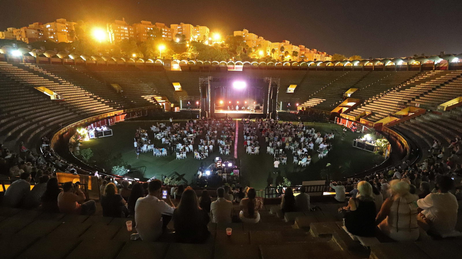Las mejores fotos del concierto de Miguel Poveda en Algeciras