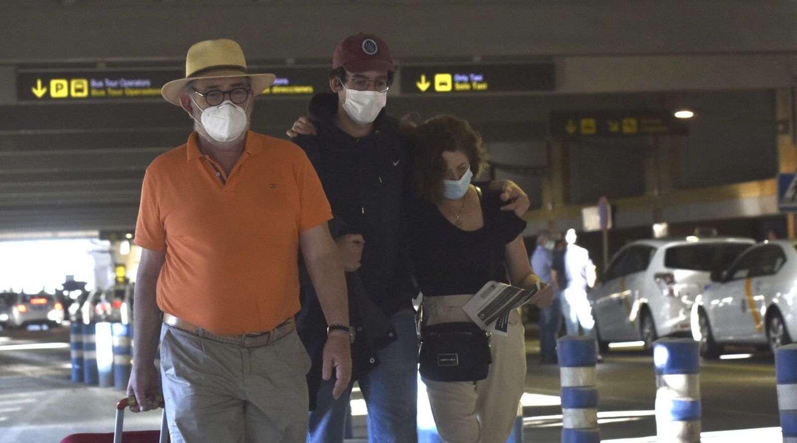Primer vuelo internacional que llega a Sevilla tras la pandemia