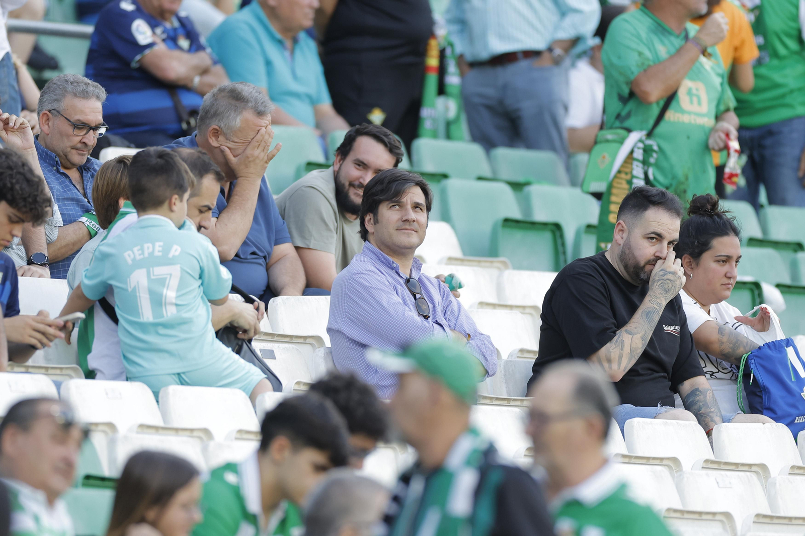 Búscate en las fotos del Betis-Rayo