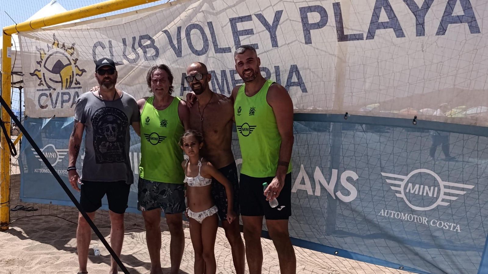 La competición contó con la presencia de ilustres nombres del voleibol con Charly Carreño, Rafa Pascual o Borja Ruiz.