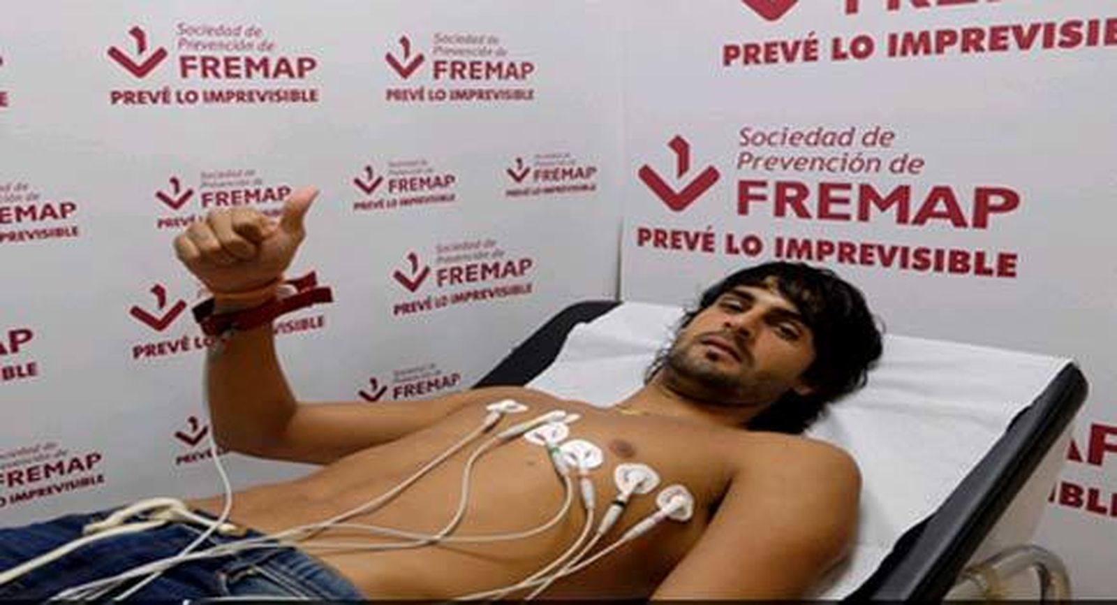 Barbosa firma su contrato por dos temporadas con el Sevilla