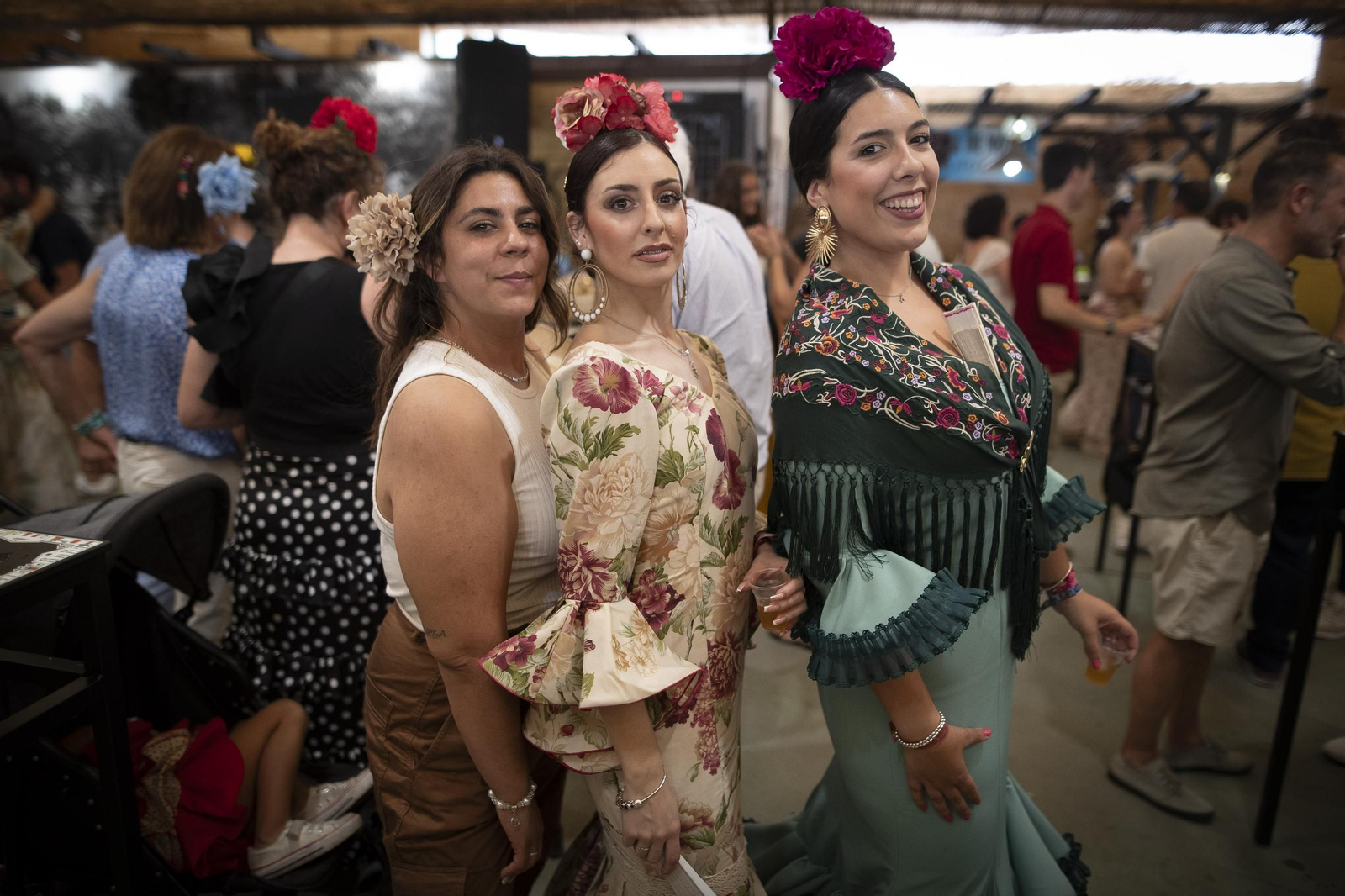 Granada vive su tercer día de Corpus entre comida, baile y columpios: las imágenes