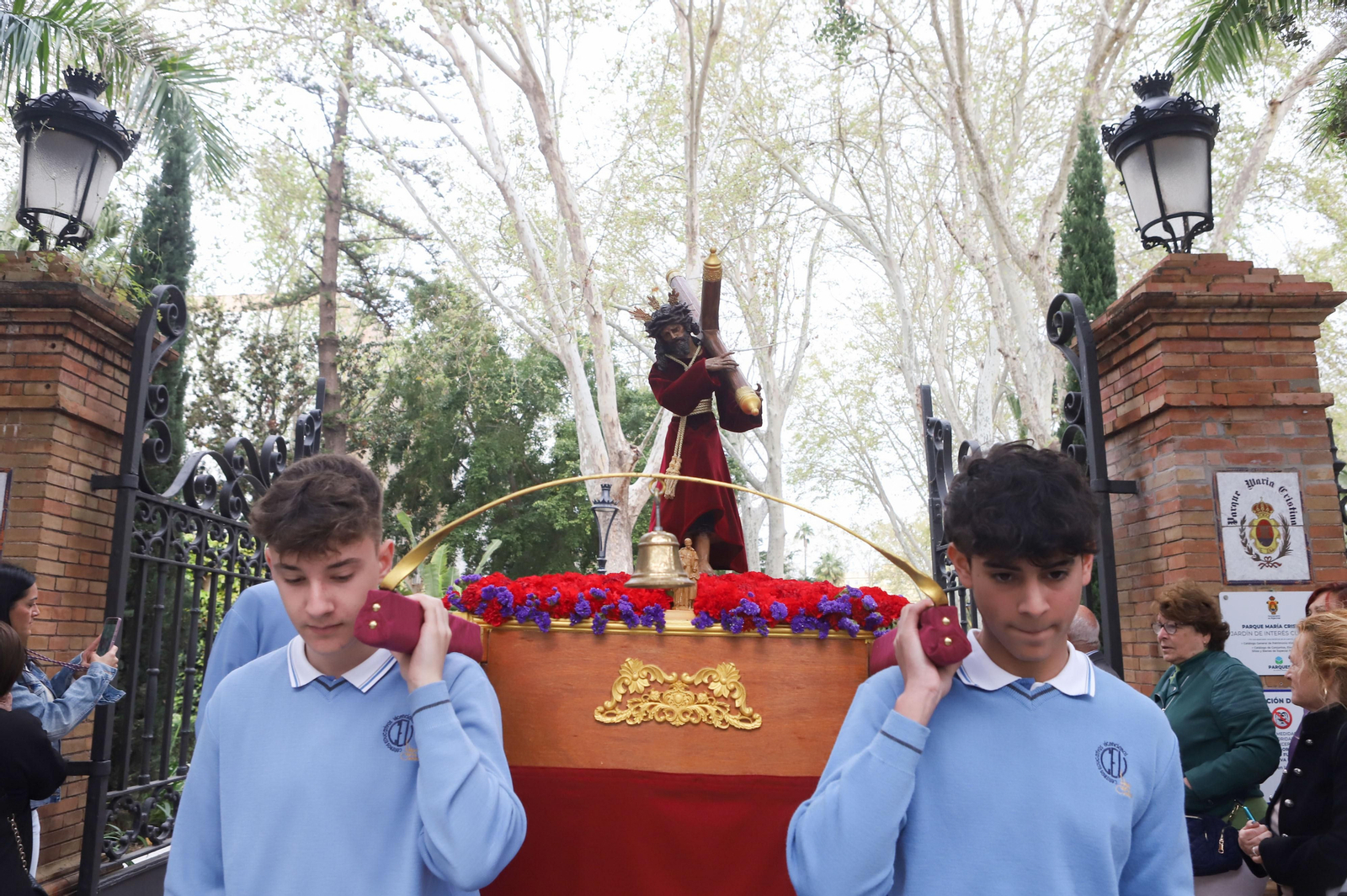 Fotos de la procesión infantil del colegio Nuestra Señora de los Milagros de Algeciras