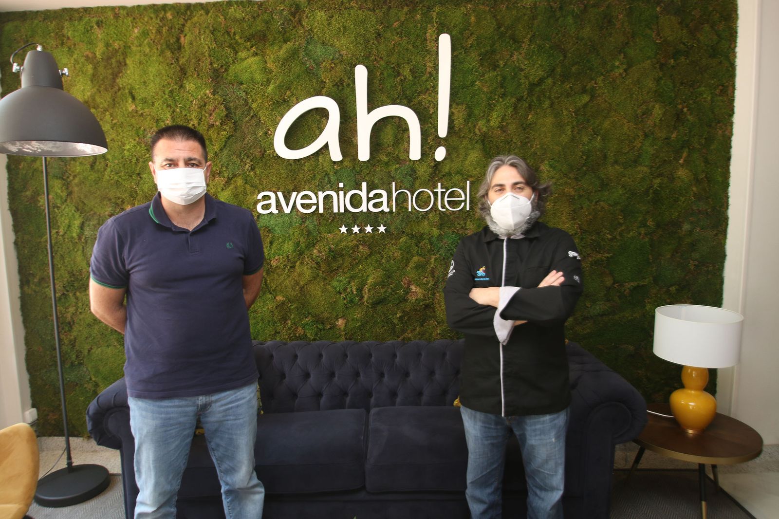 Antonio Aguilar y Tony García, gerentes de Avenida Hotel.