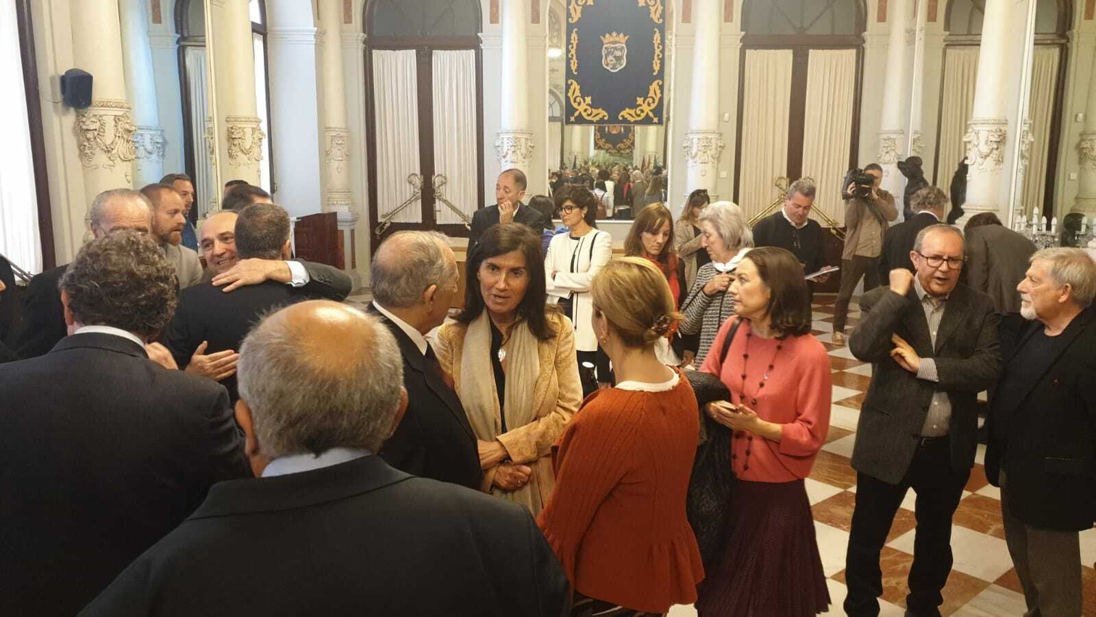 Fotos de la capilla ardiente de Manuel Alcántara