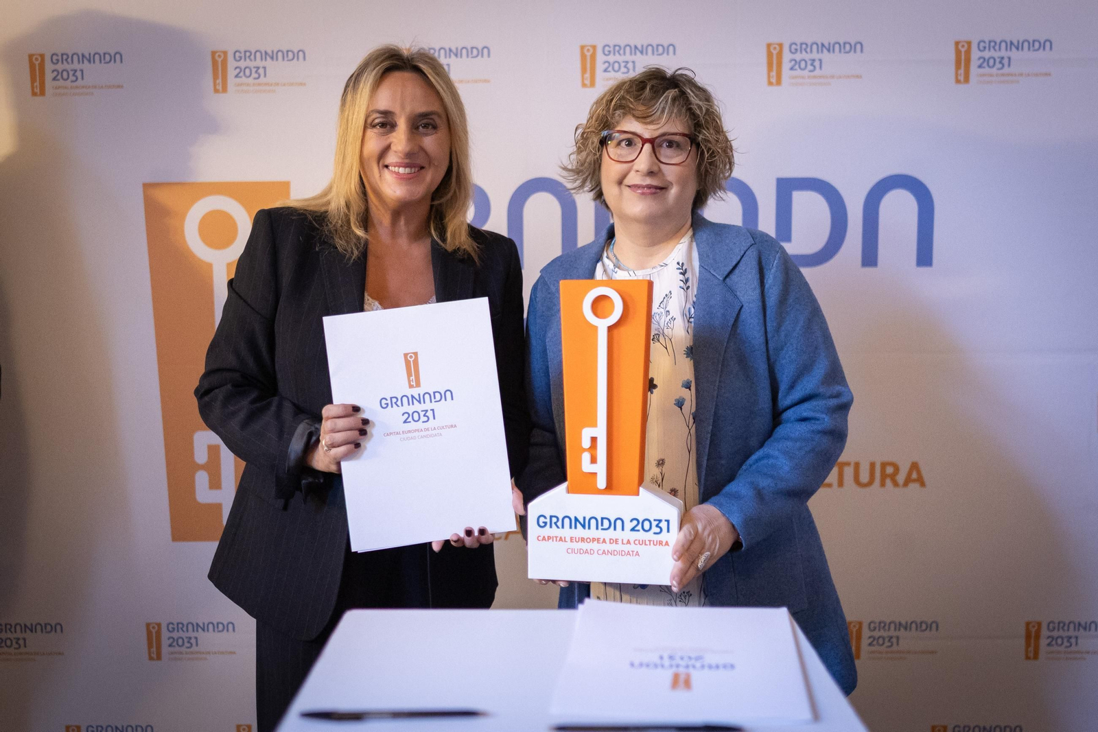 Adhesión de Agrafim a la candidatura de Granada a la capitalidad.