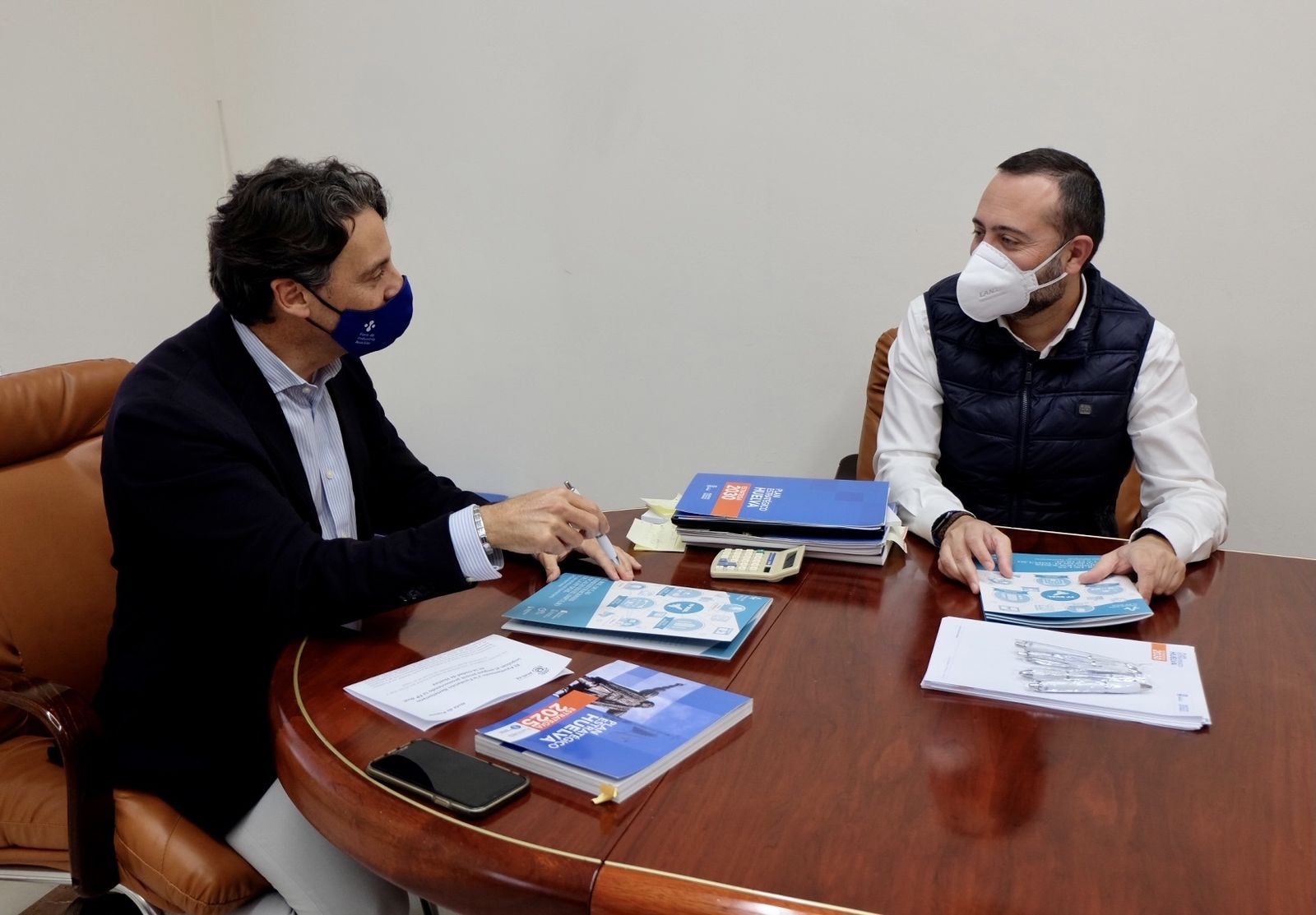 Reunión en el Ayuntamiento de Huelva sobre la FP Dual.