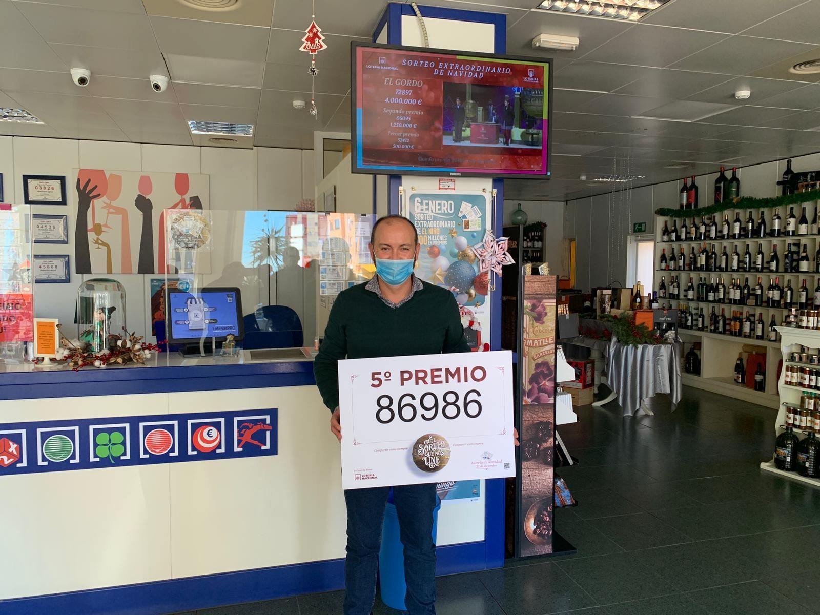 En Sabinillas, Manilva, se ha vendido un décimo del quinto 86986.