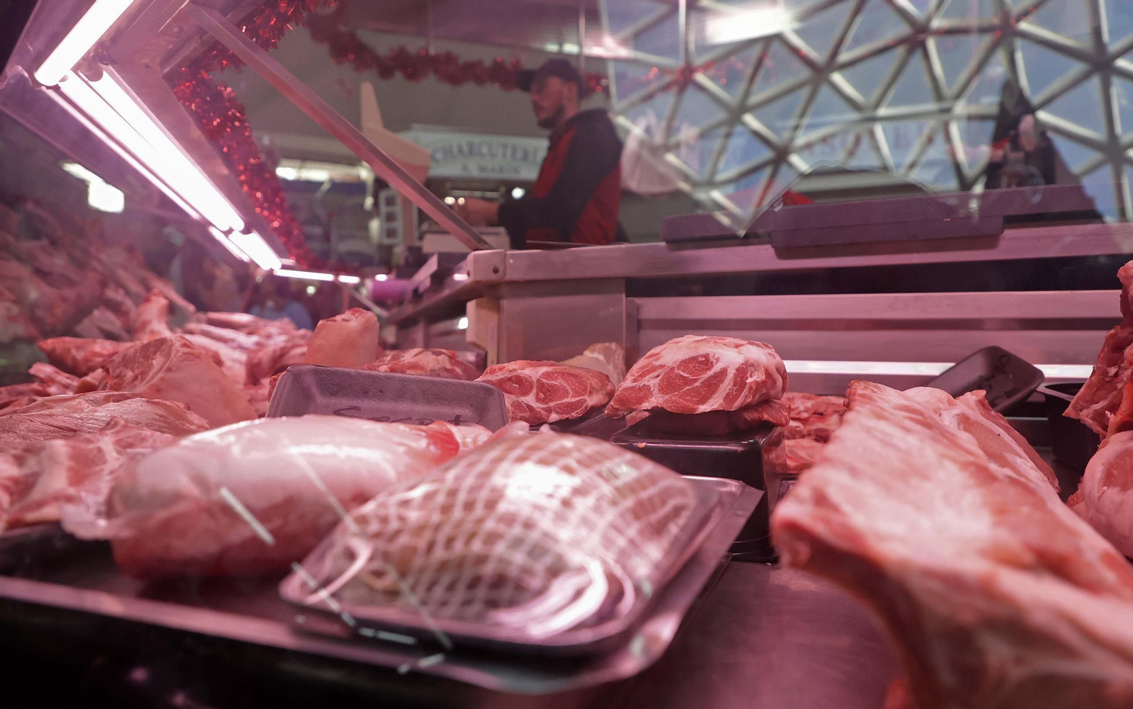 Fotos de las últimas compras en Algeciras para la cena de Nochebuena