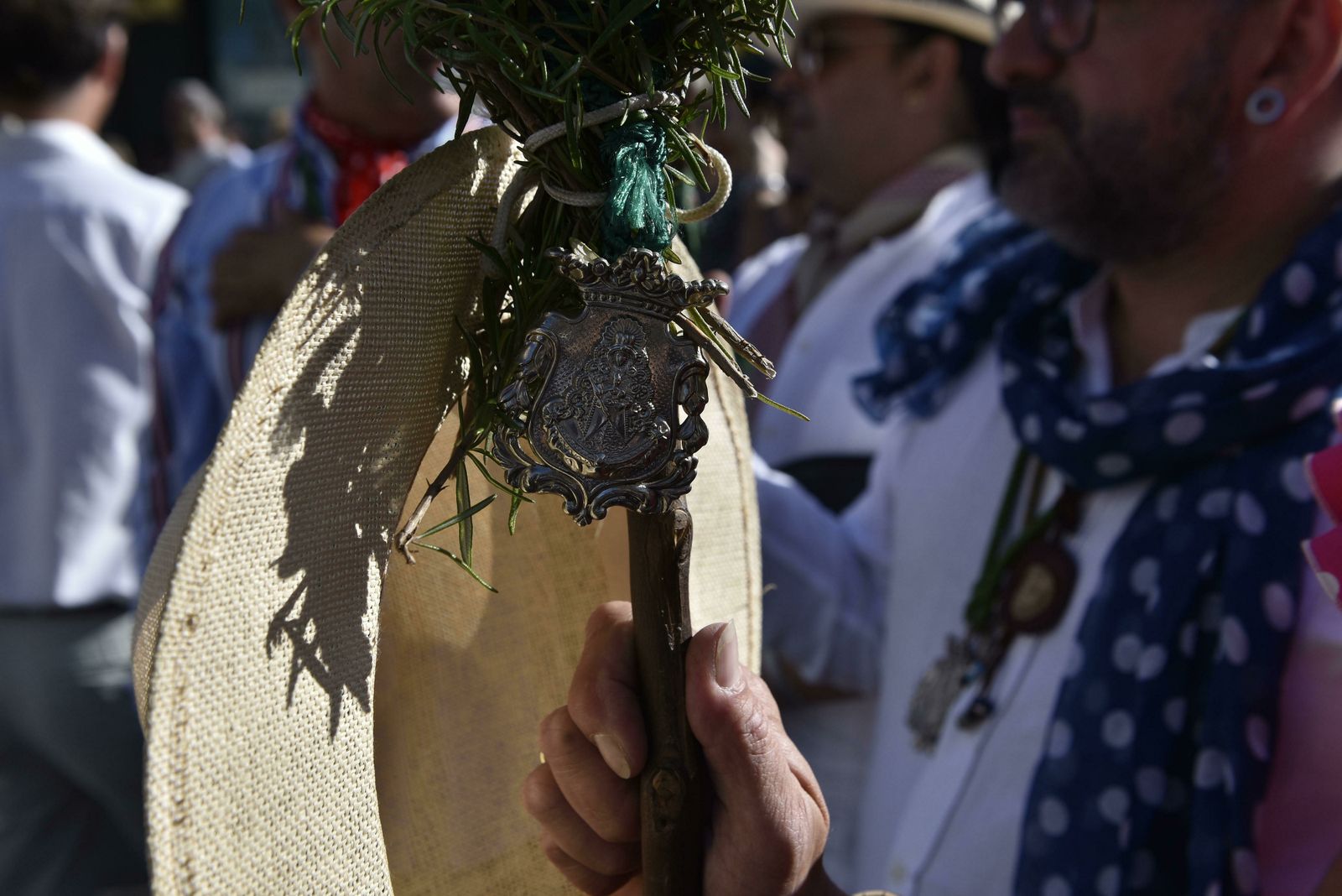 La salida de la Hermandad del Rocío de Triana, en imágenes