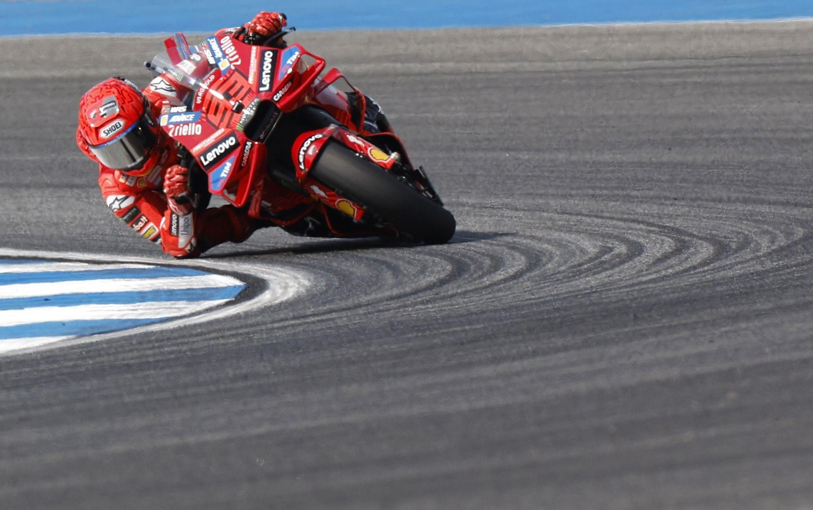 Las fotos del primer triunfo de Marc Márquez en la temporada