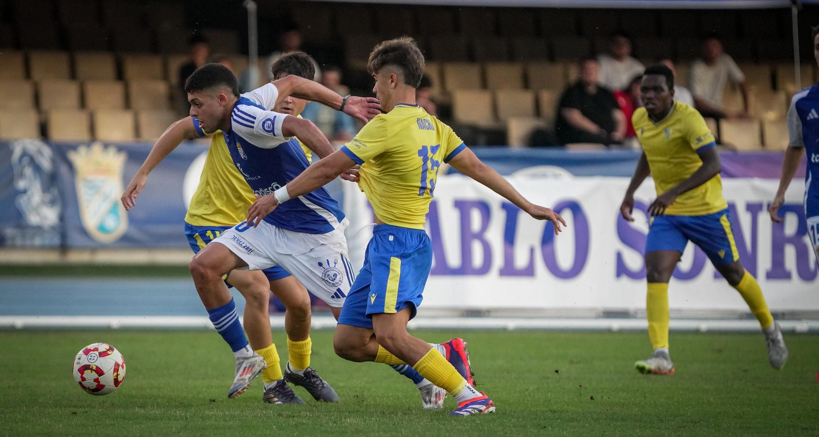 Imágenes del partido del Xerez CD - Cádiz Mirandilla
