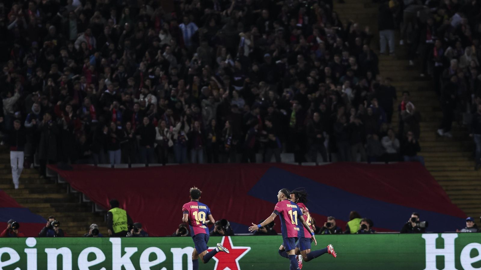 Las fotos del Barcelona-Benfica