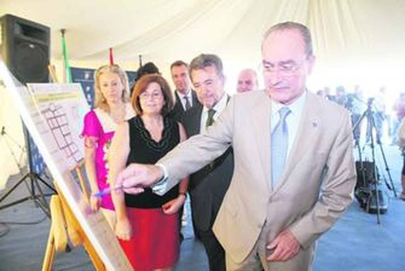 De la Torre, ayer, junto Maldonado, López y España.