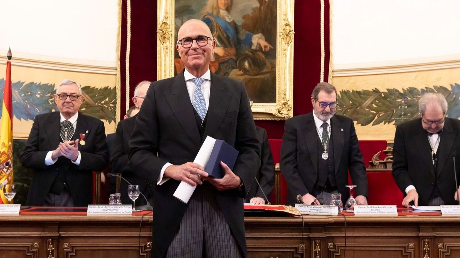 El catedrático de la UMA Pablo Lara recibe el Premio de Educación y Docencia Médica 2025