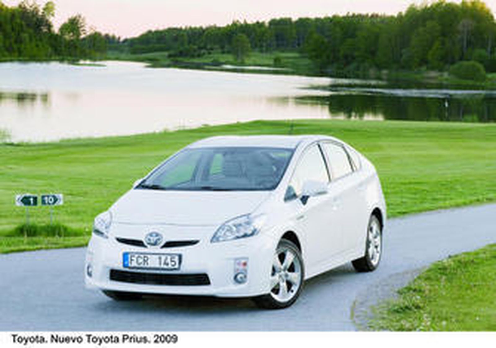 El nuevo Prius cuenta con mejoras en seguridad activa y pasiva, entre otras.