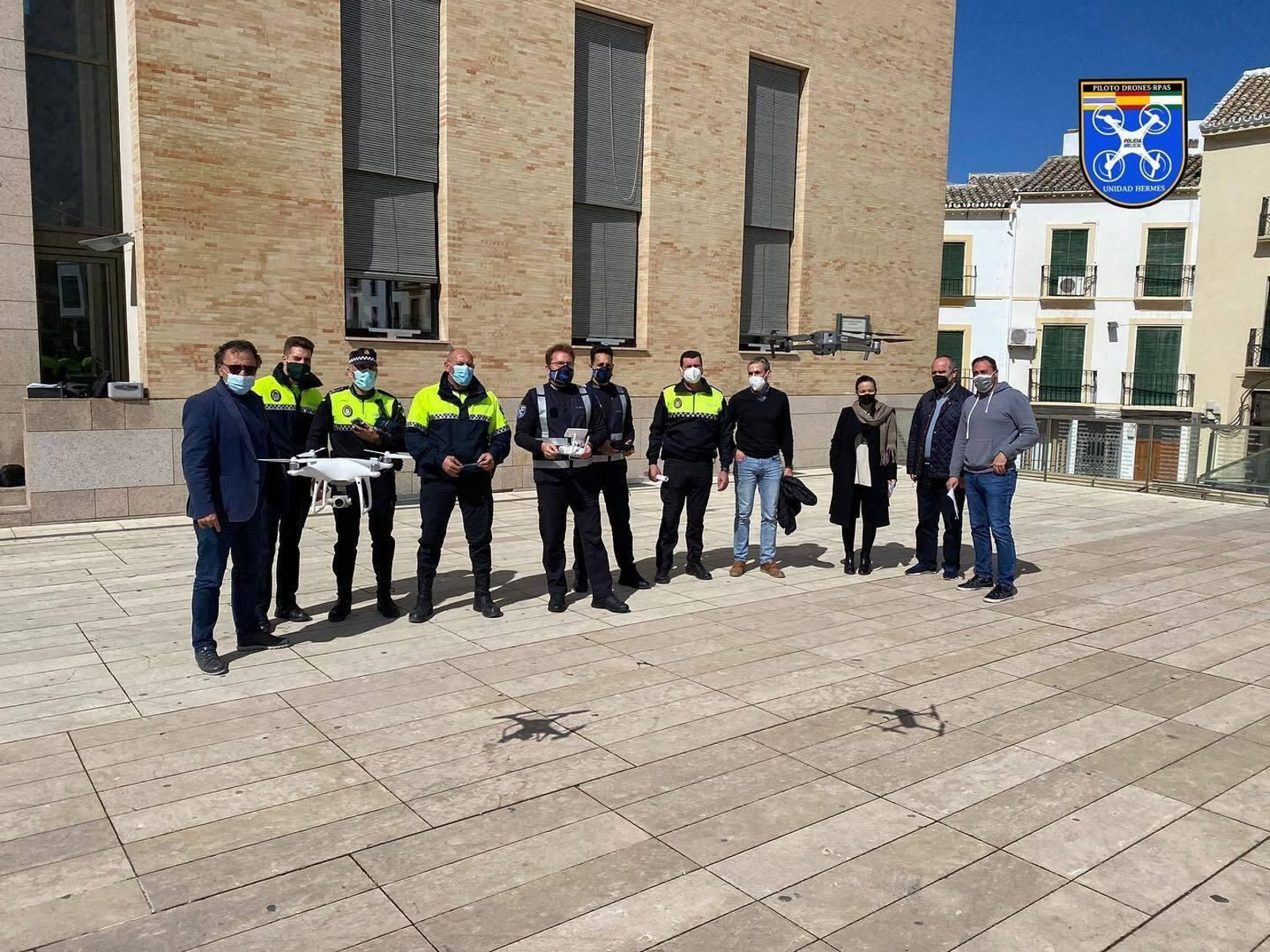 Los agentes de la Unidad Hermes de Isla Cristina, en Baena.