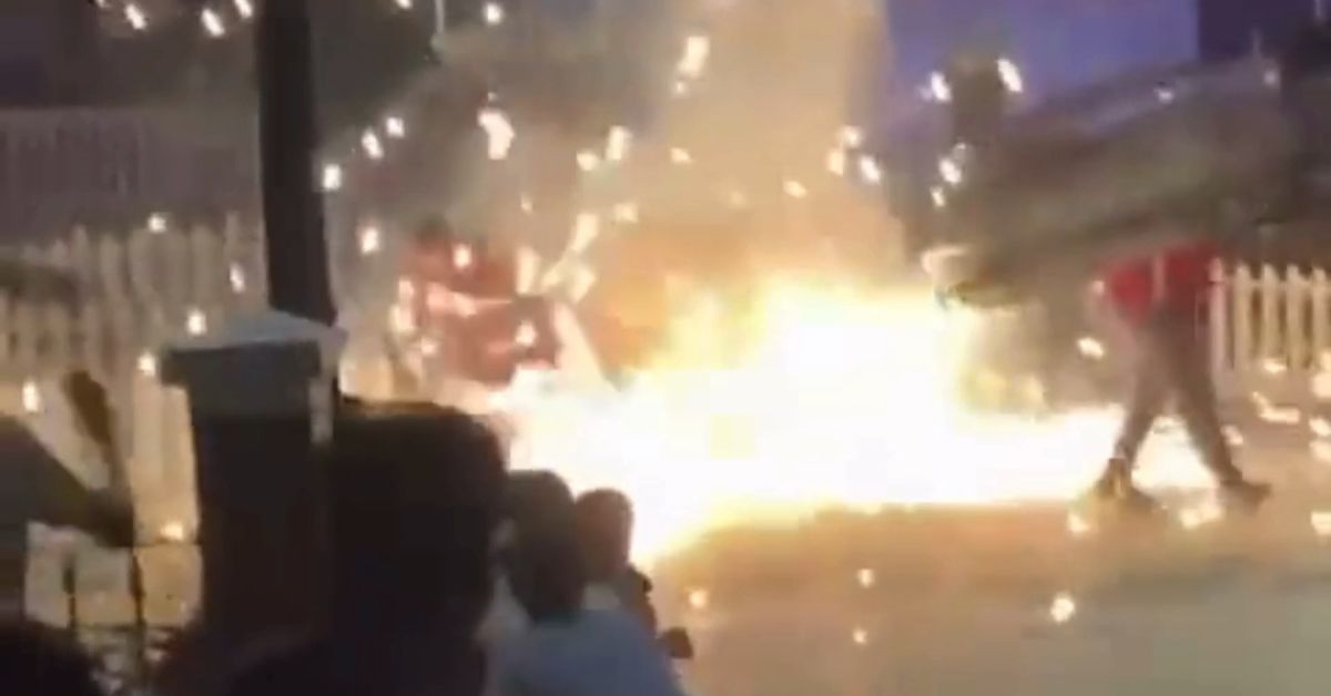 La madre de una de las niñas heridas por el 'toro de fuego' pide ...