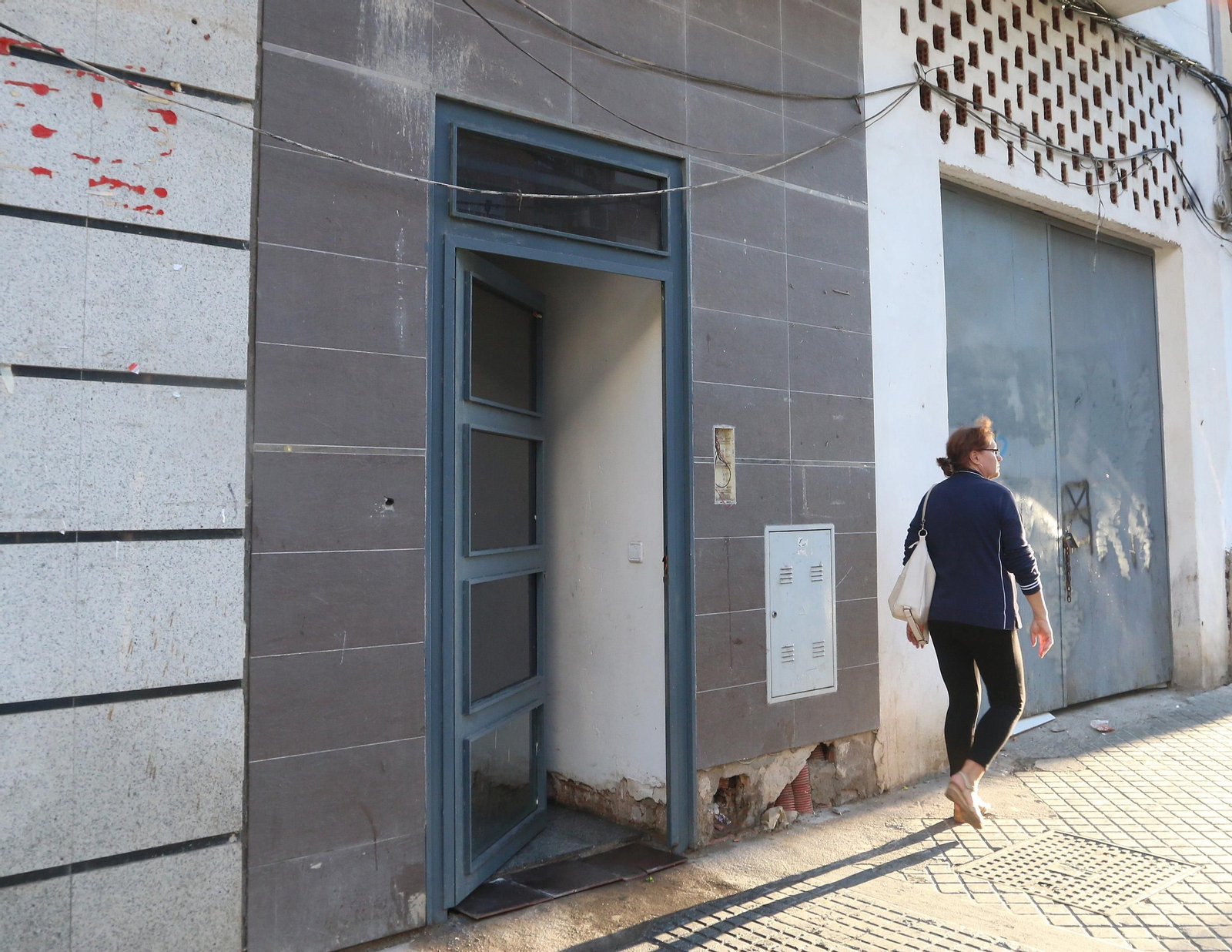 Un bloque de pisos ocupado Un bloque de pisos ocupado