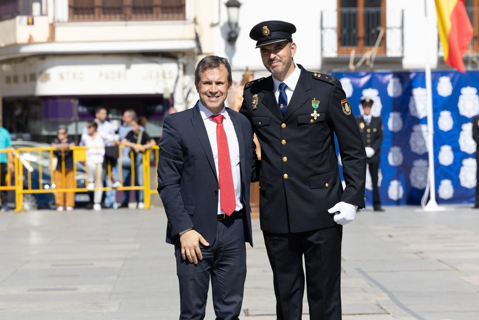 Acto por el día de la Policía Nacional, con motivo de la festividad los Santos Ángeles Custodios