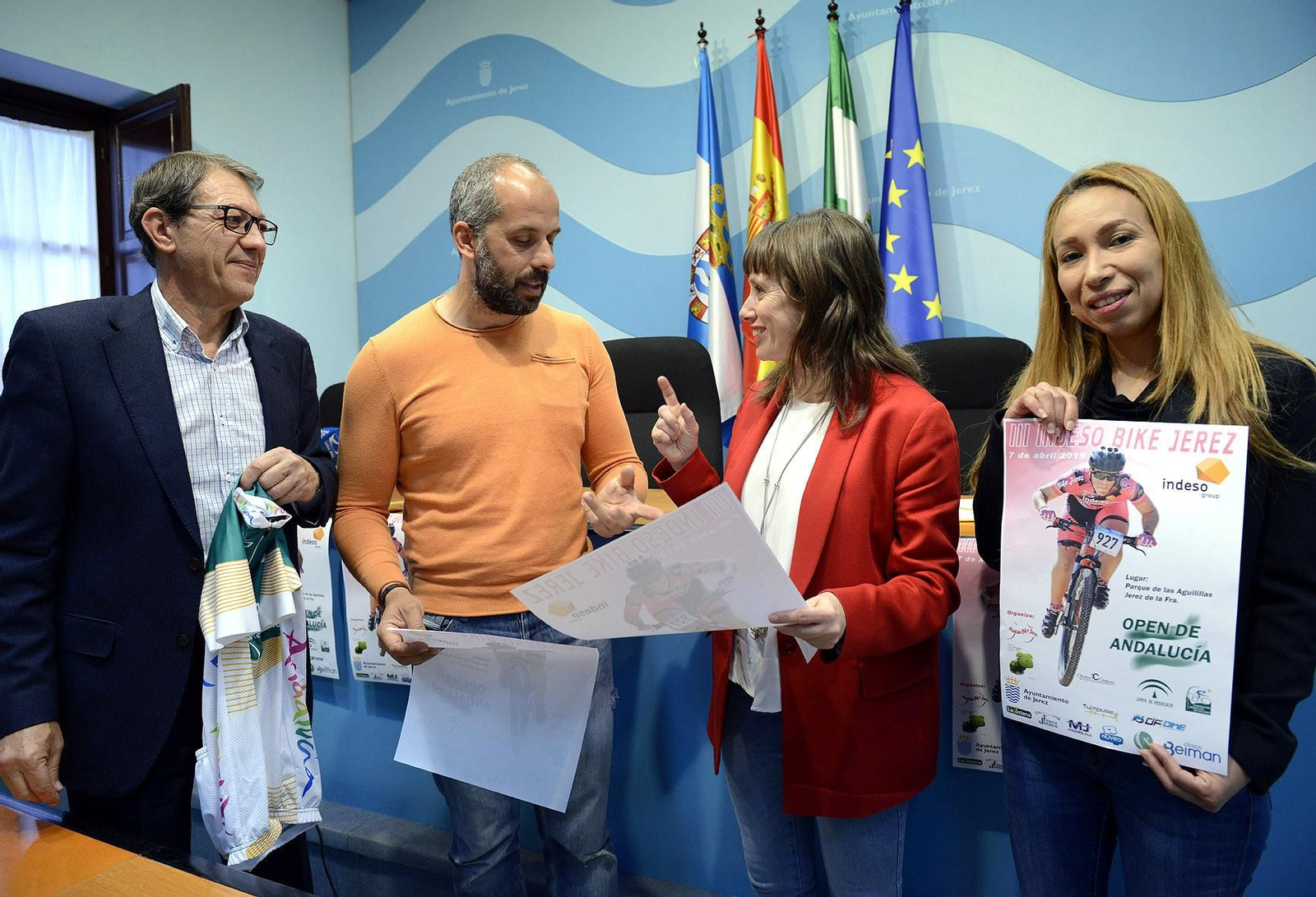 Manolo Rodríguez, Óscar Fernández, Laura Álvarez y Adriana Arboledas, en la presentación del Open.