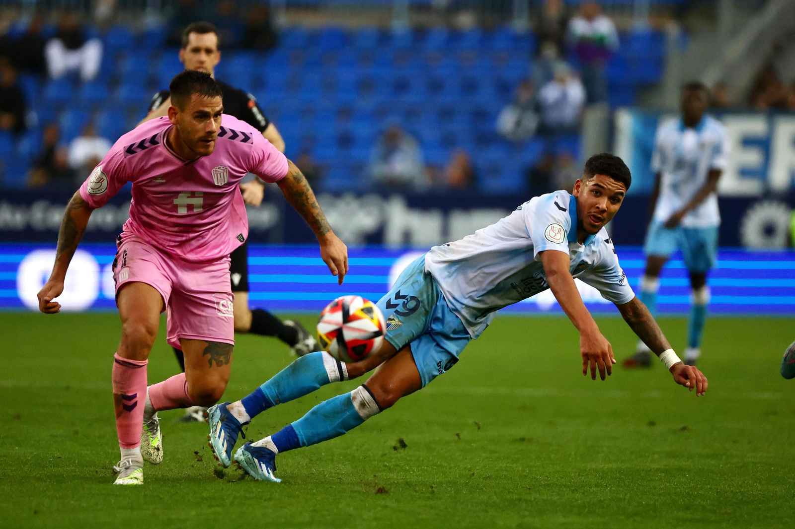 El Málaga CF - Eldense, en fotos