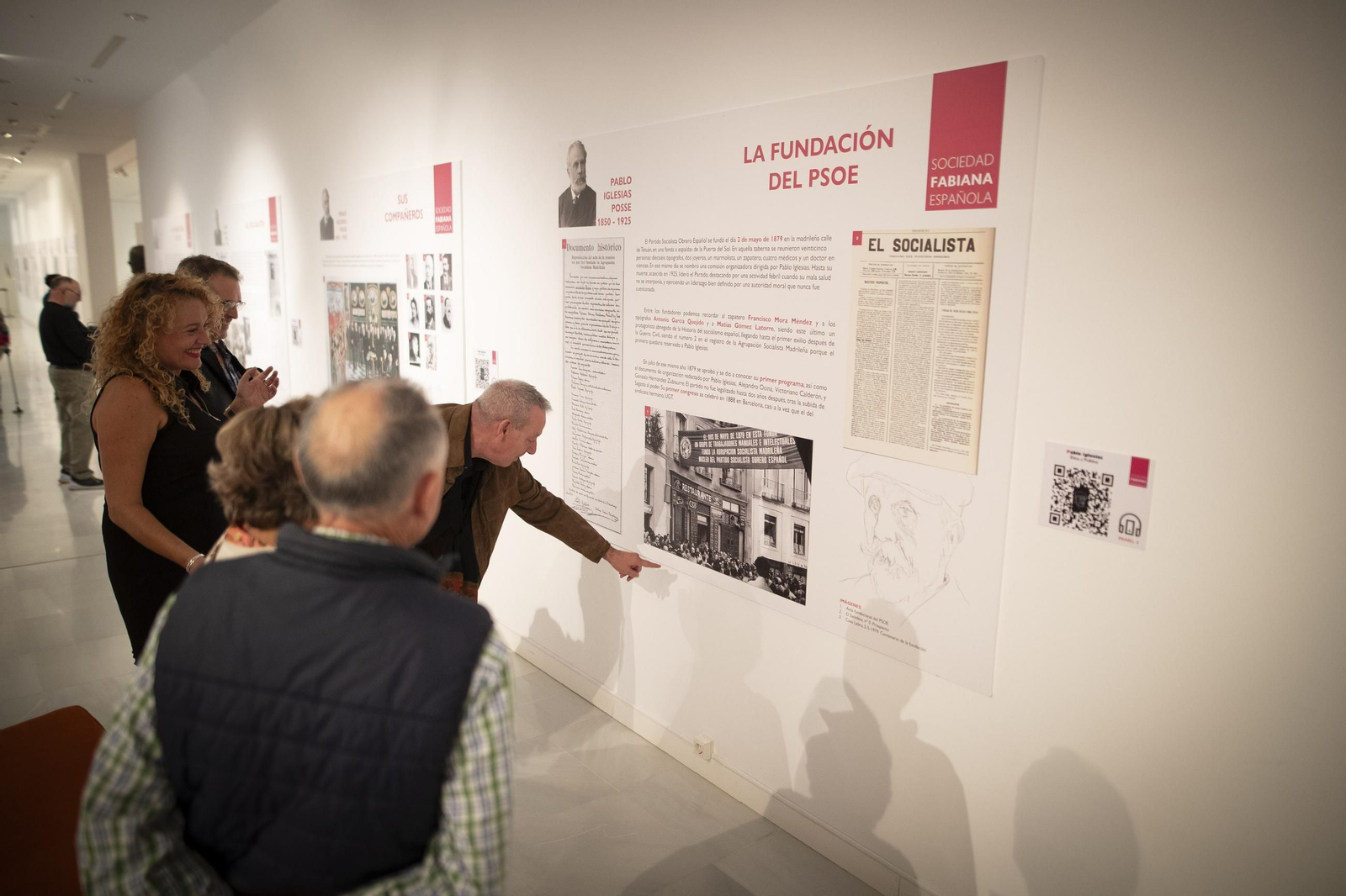 Exposición sobre Pabl (15309051).jpg