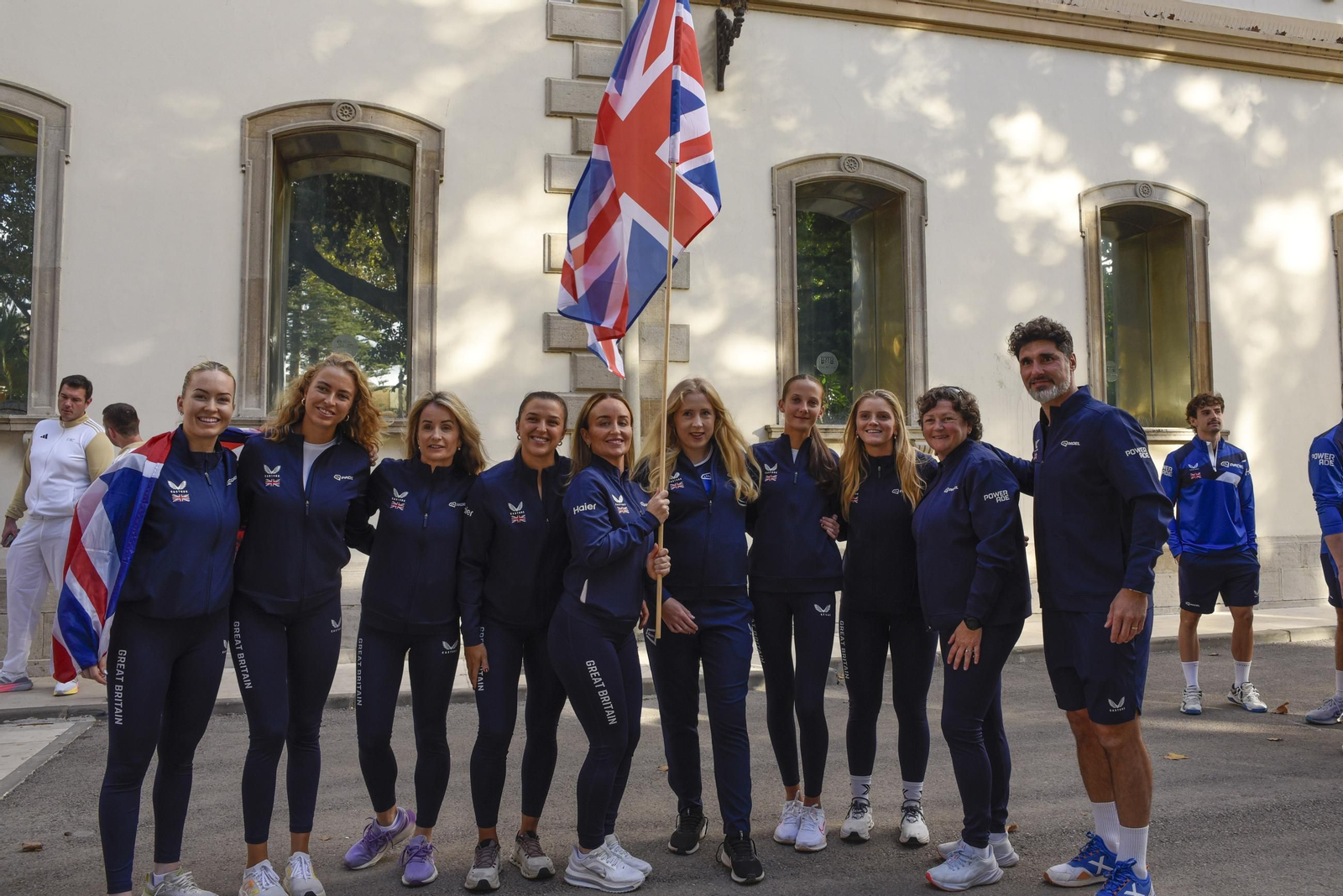 Las fotos del desfile de banderas de las selecciones participantes en el FIP Euro Pádel Cup de La Línea