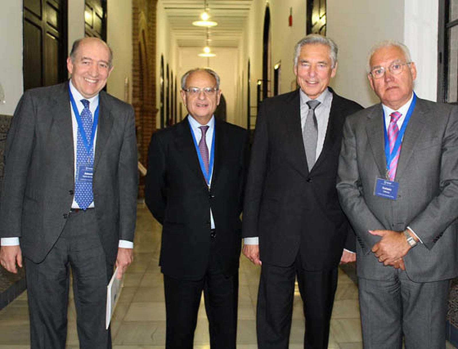 Antonio García de Castro, director general del Instituto Internacional San Telmo; Francisco Castañer Basco, presidente del Consejo de Administración de Nestlé España y el austriaco Peter Brabeck-Letmathe, presidente de Nestlé, ambos ponentes del seminario, y Eustasio Cobreros, presidente de Fundación San Telmo.   Foto: Victoria Ramírez