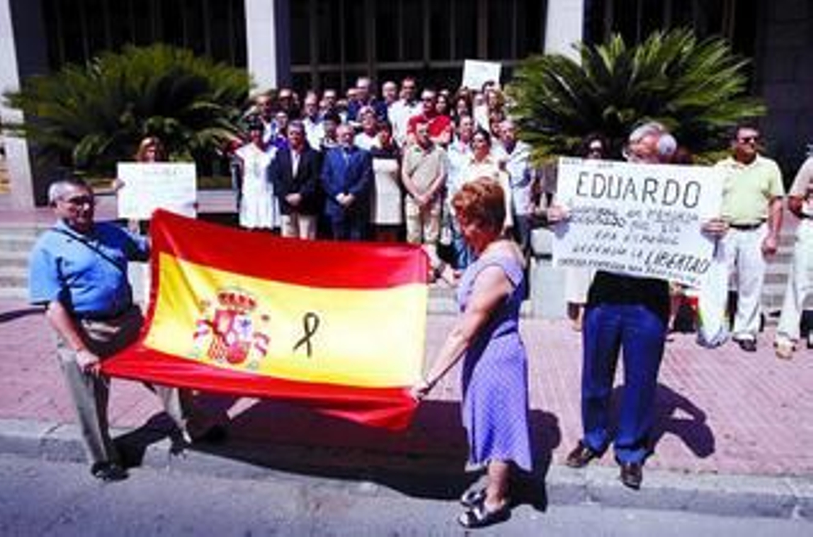 Concentración ante el Ayuntamiento.