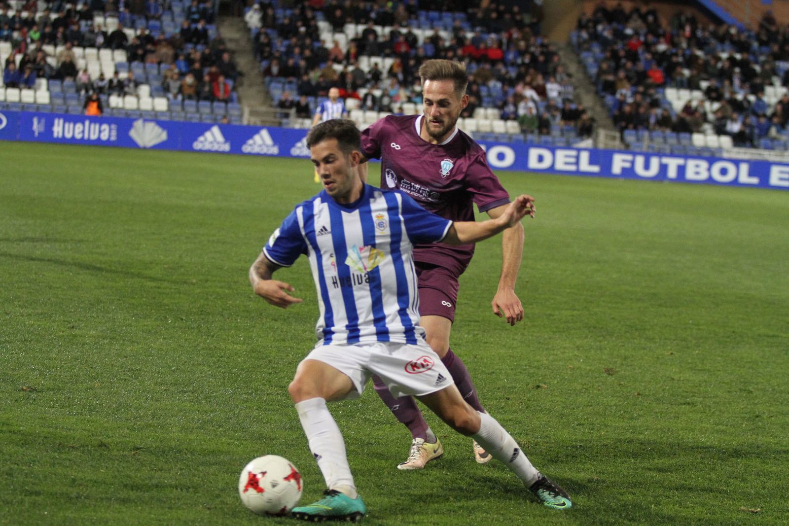 Imágenes del partido entre el Recreativo de Huelva y Jumilla