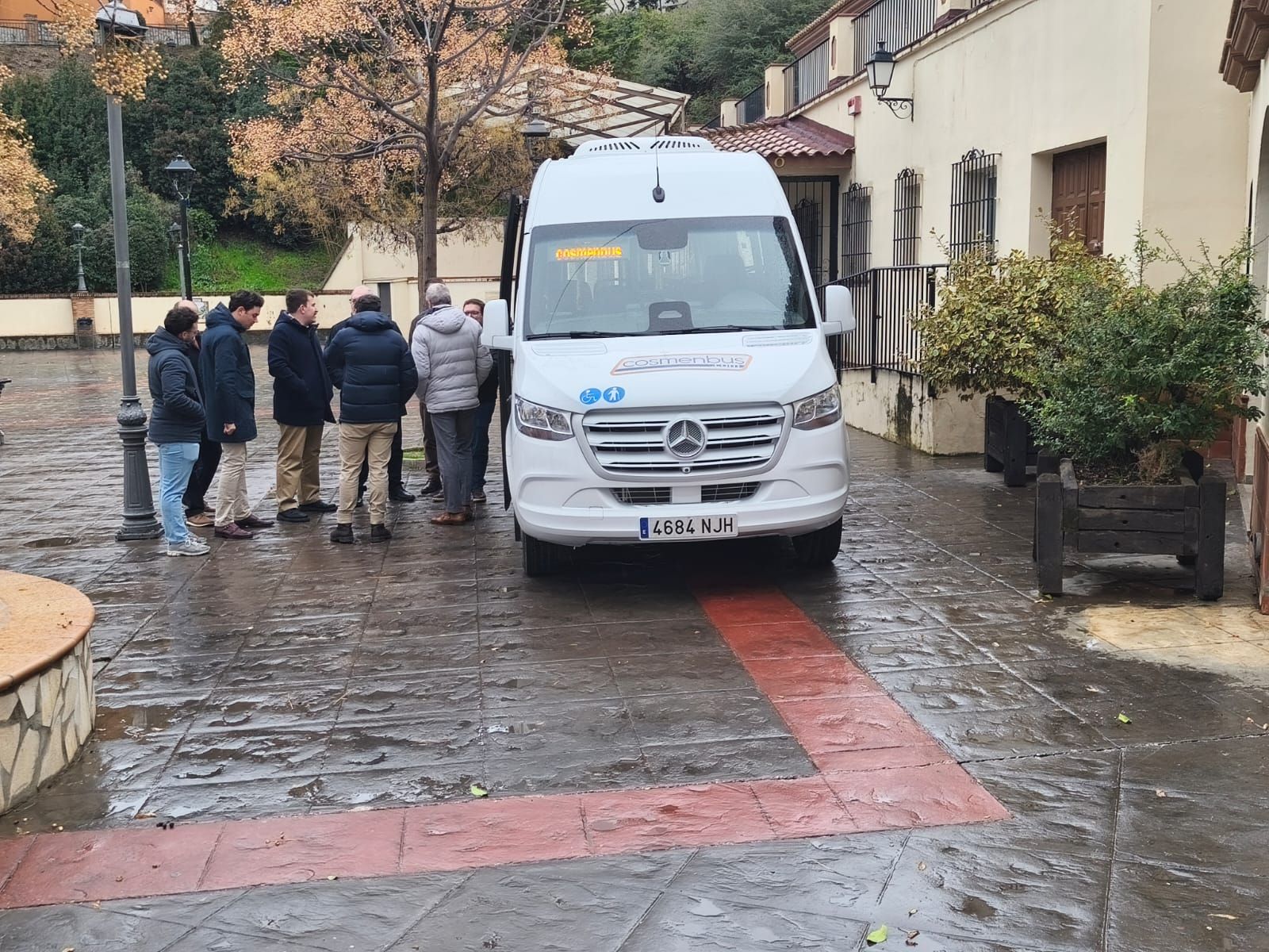 El nuevo autobús estrenado esta mañana.