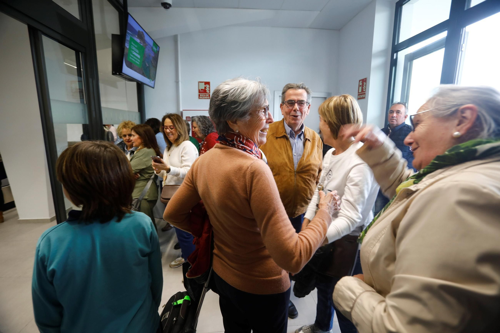 El aeropuerto de Córdoba recibe el primer vuelo de Binter desde Canarias, en imágenes
