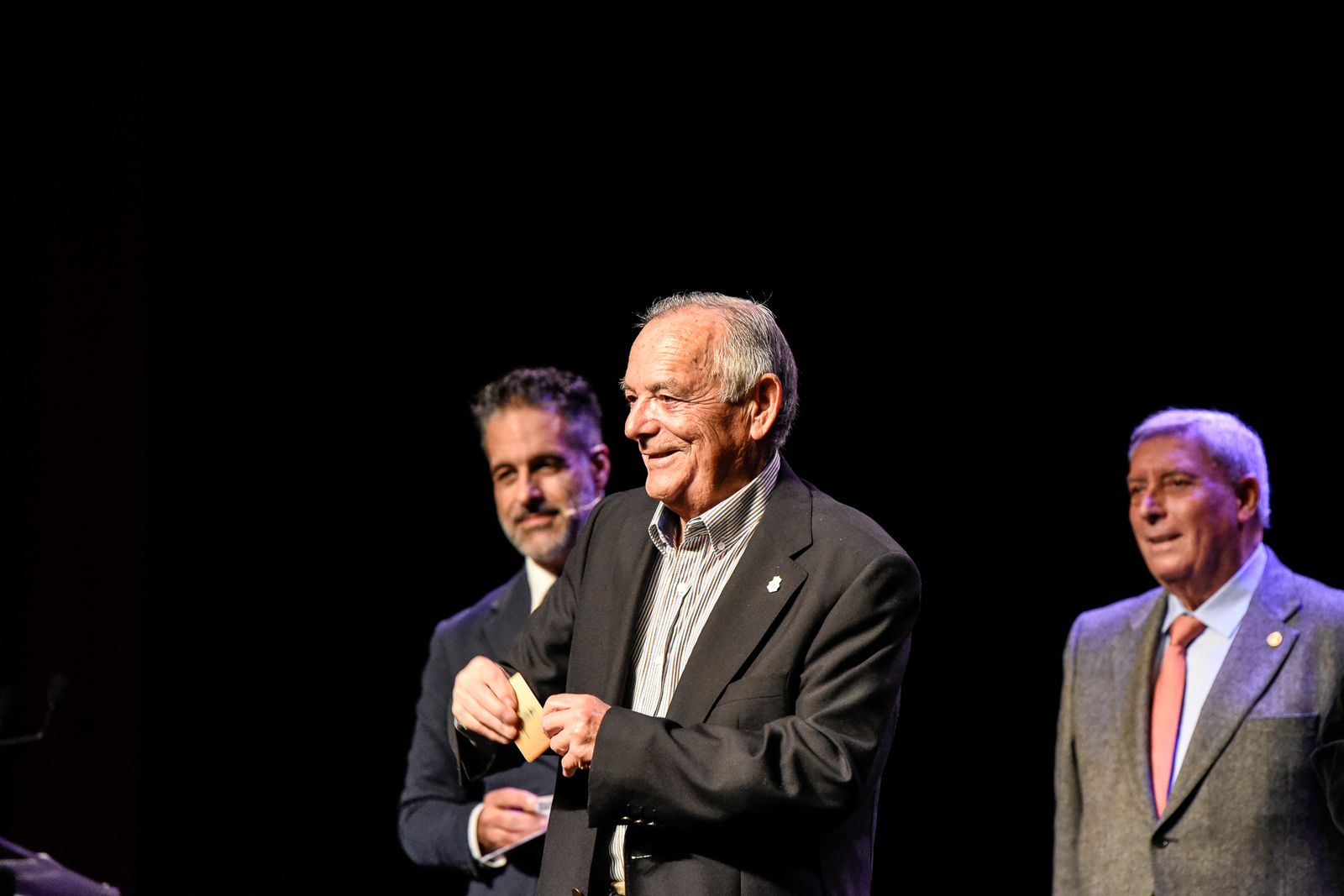 Imágenes de la entrega del premio Mckay del Recreativo