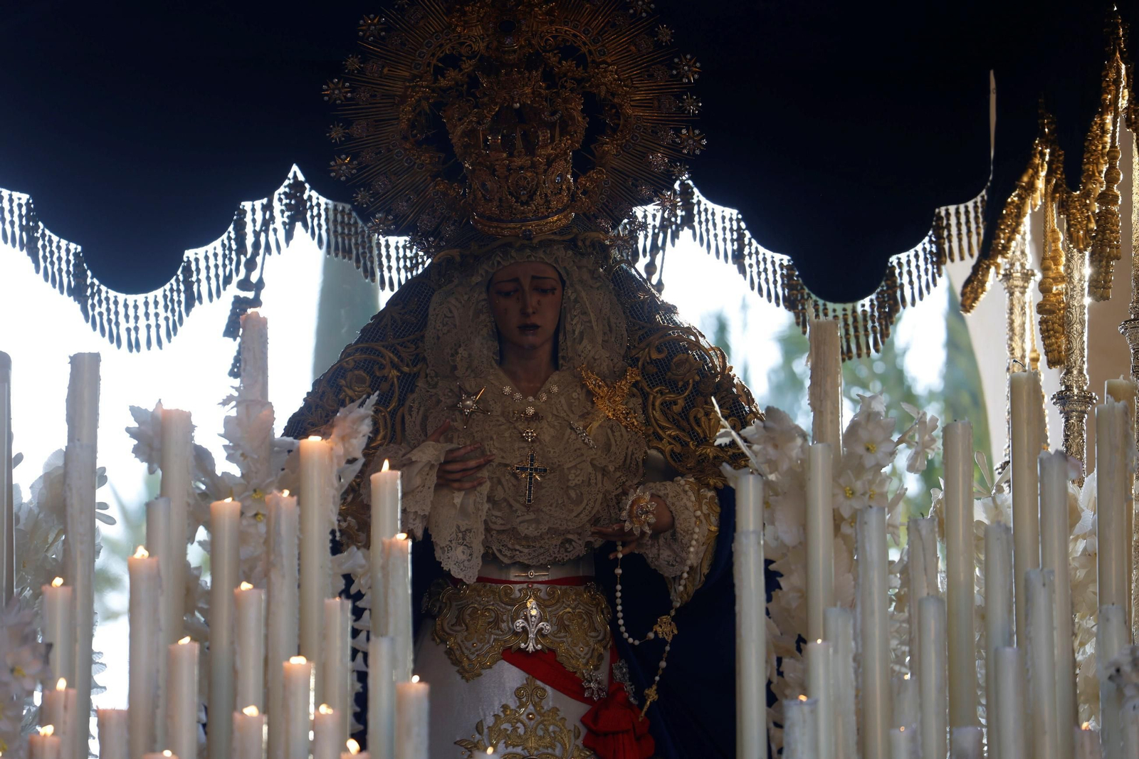 El traslado de la Estrella en este Sábado Santo de Córdoba, en imágenes