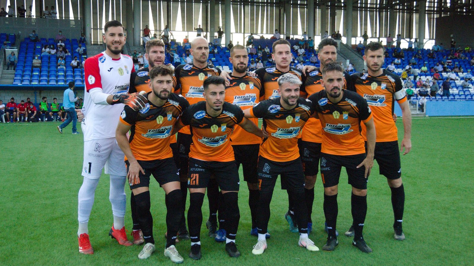 Formación en el partido de la campaña anterior.