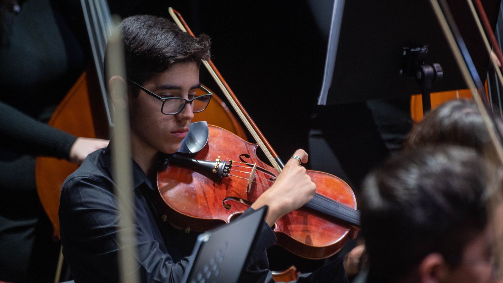 El concierto de la joven orquesta sinfónica de La Línea, en imágenes