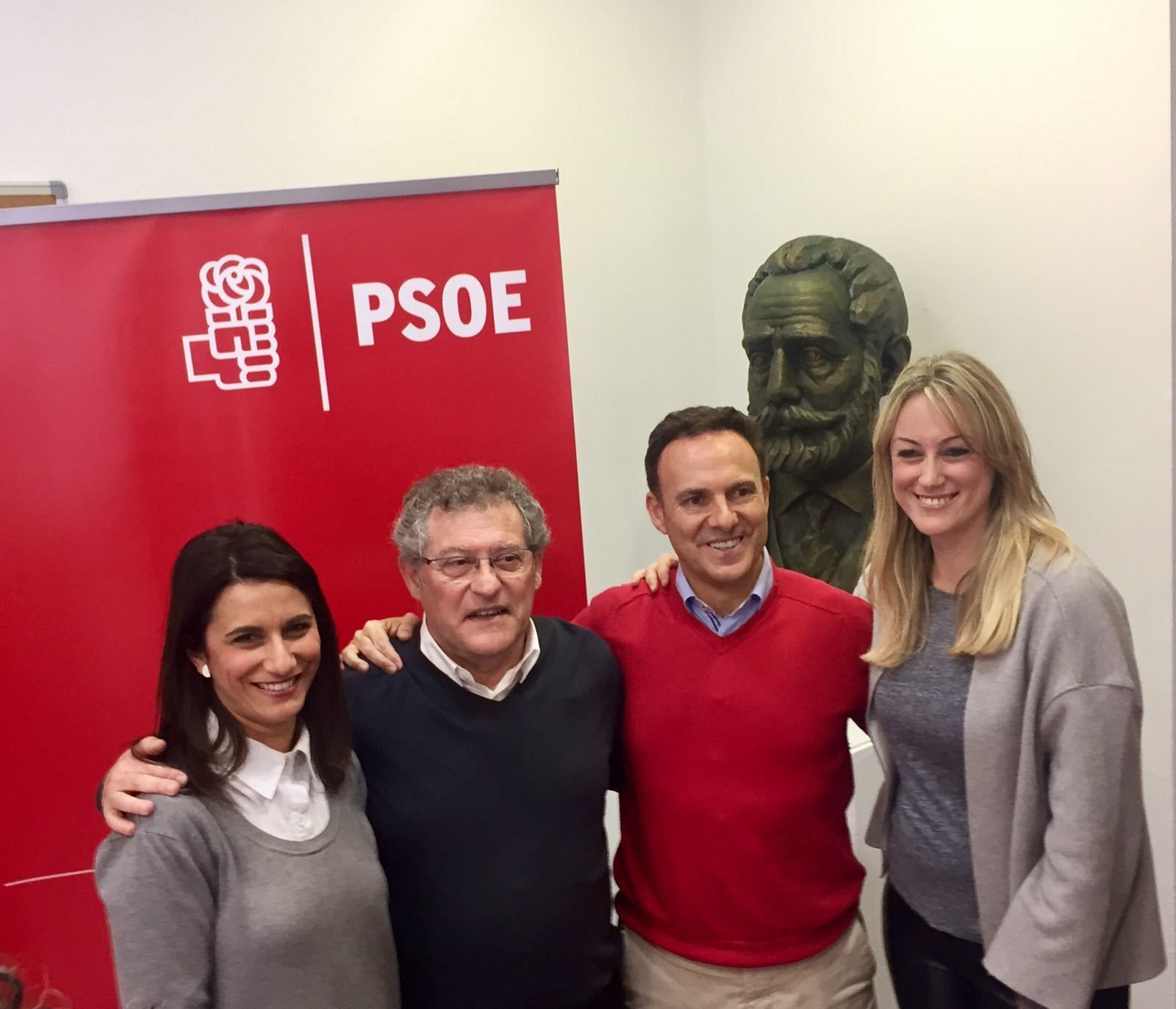 Saray Soria, concejal y militante en Arcos de la Frontera; Javier Puyol, militante de base de la Agrupación de Cádiz; David de la Encina, alcalde de El Puerto; y María Naval, secretaria provincial de Igualdad militante y portavoz en Chipiona.