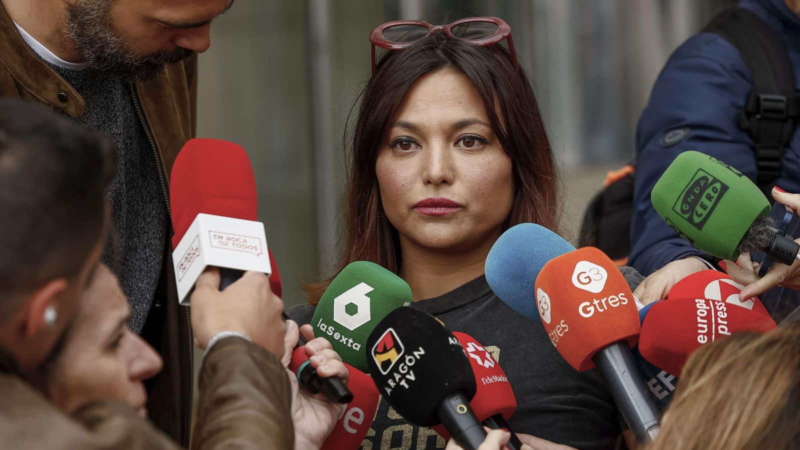 Elisa Mouliaá anuncia que no se retractará ante Errejón: "Que me pague él por el calvario". Elisa Mouliaá anuncia que no se retractará ante Errejón: "Que me pague él por el calvario".