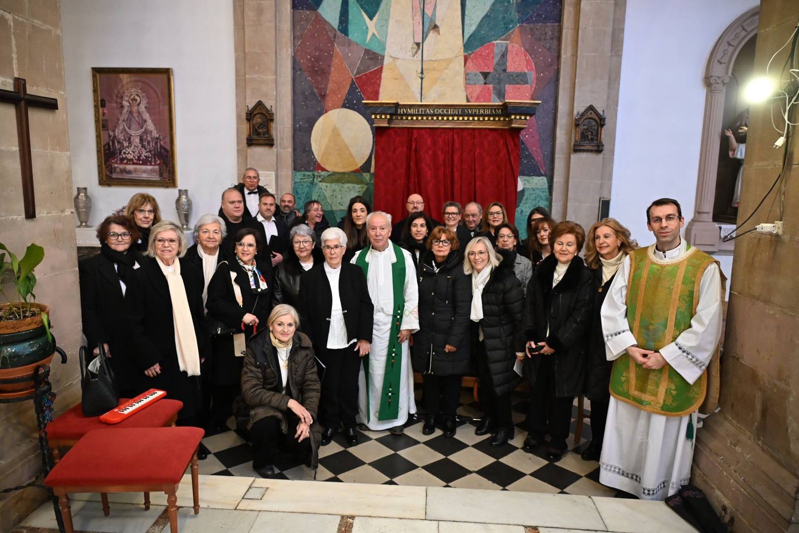 Las imágenes del homenaje de Villa del Río a su párroco emérito, Manuel Tirado Fernández