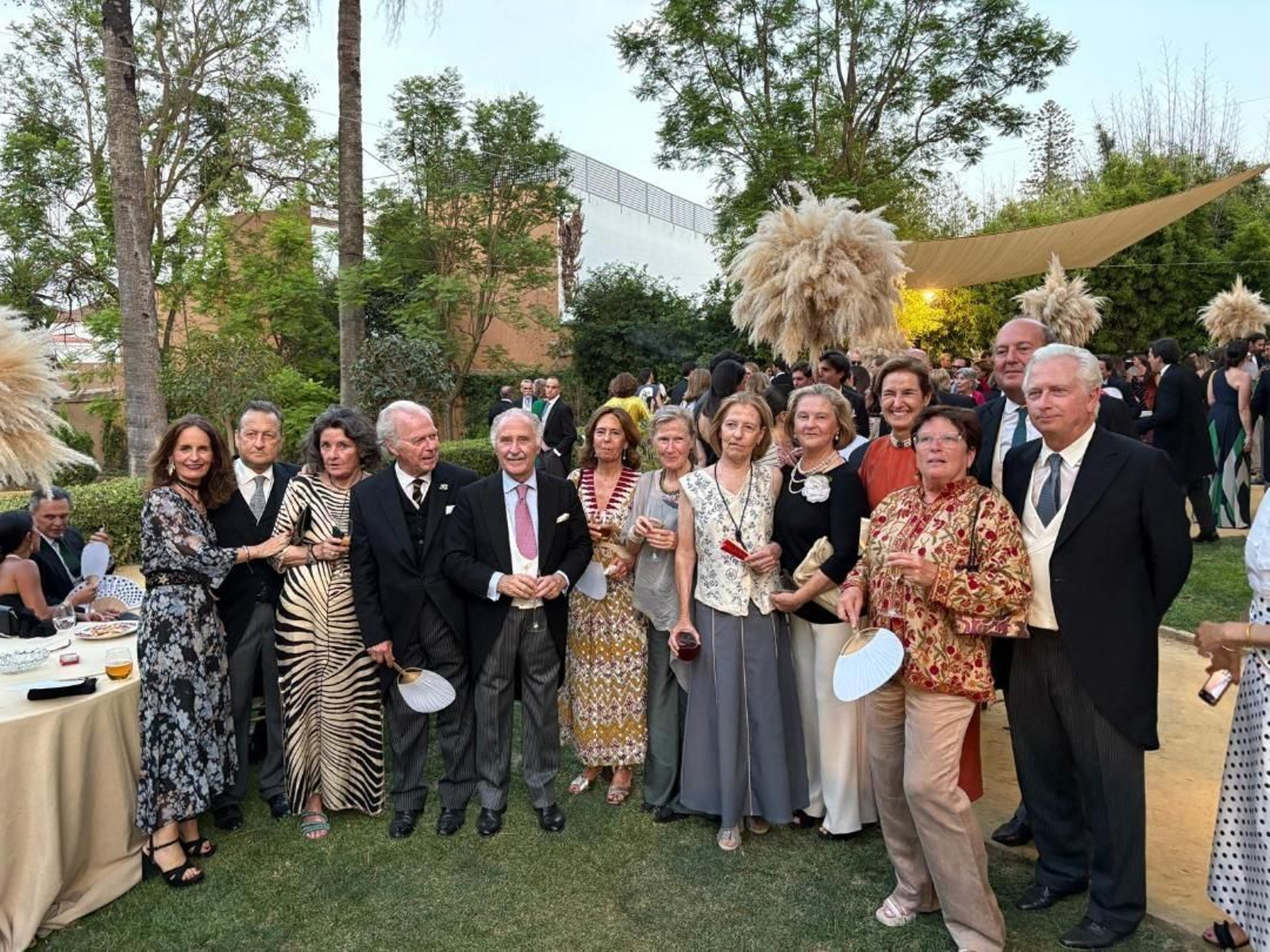 Layla Halcón, Paco Ybarra, María Ángeles de la Lastra,  Eduardo Ybarra, Ignacio Humanes Borbón, Oche Ruiz-Marvizón, Coqui, Blanca y Reyes Ybarra, Marta Bores, María Ybarra, Joaquín Gonzalo y Alberto Ybarra.