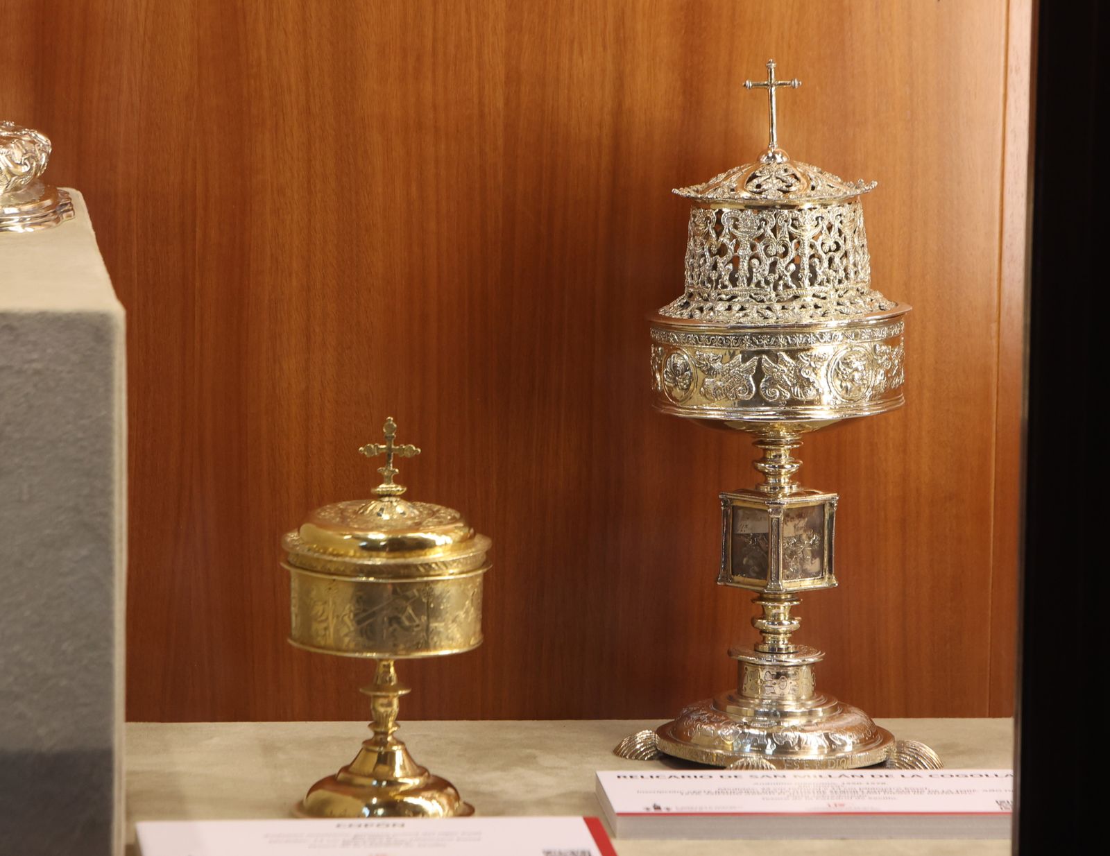 EXPOSICION  PLATA Y OTRAS DADIVAS INDIANAS EN LA CATEDRAL DE SEVILLA