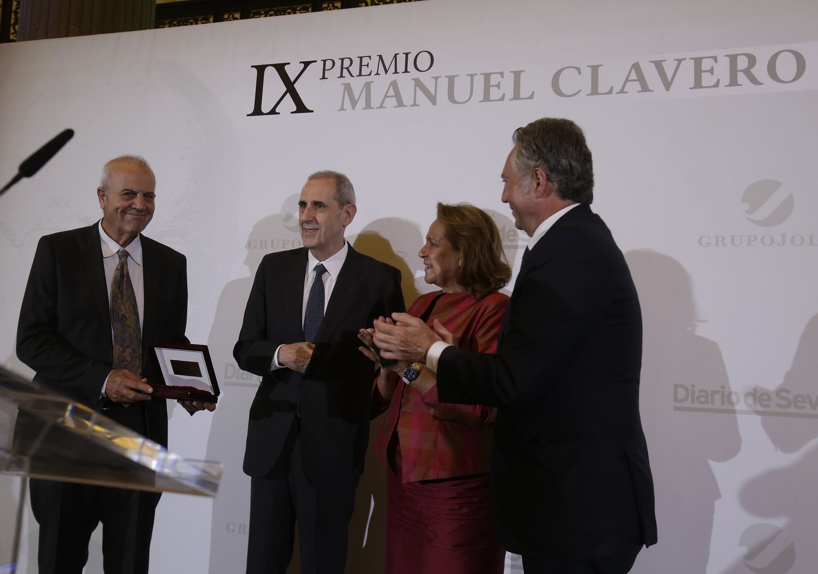 Imágenes del IX PREMIO MANUEL CLAVERO