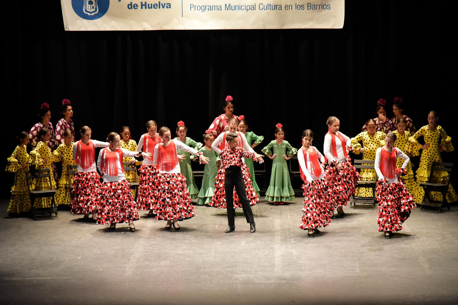 Imágenes de las actividades fin de curso en Cultura en los Barrios
