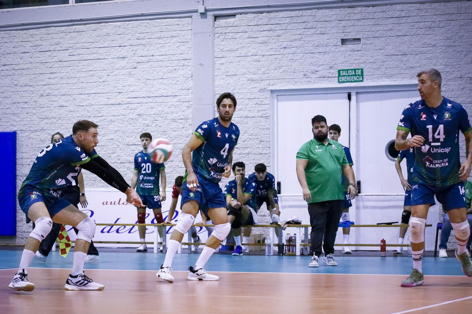 Unicaja Costa de Almería-Arenal Emeve de la Superliga, en imágenes