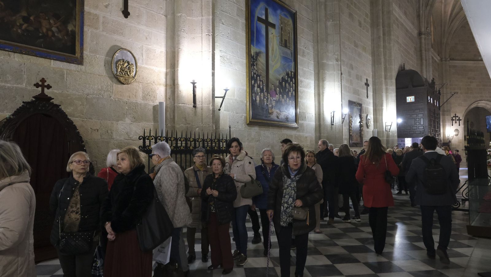 El besapiés del Cristo de Medinaceli en imágenes