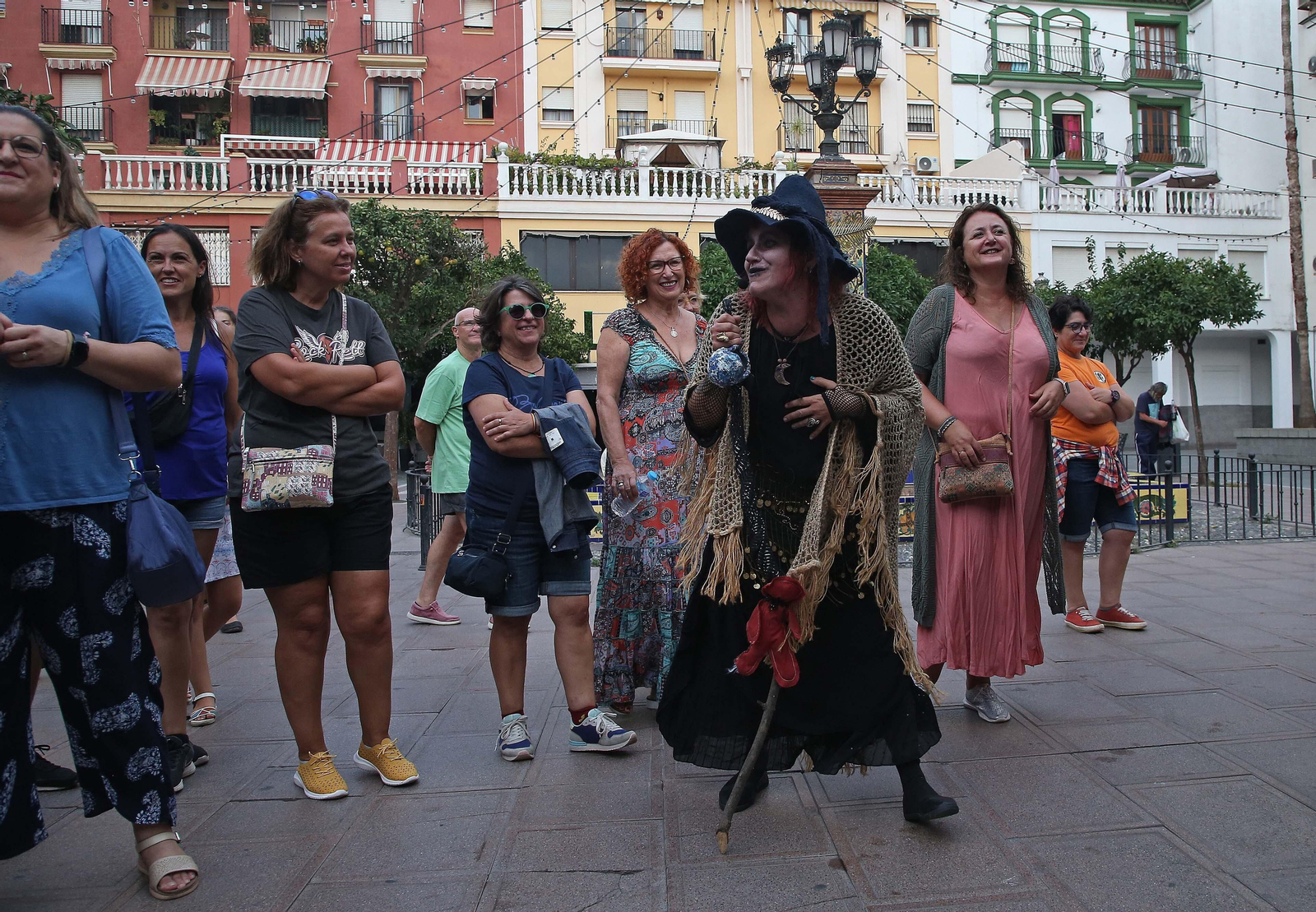 La primera ruta turística teatralizada por el centro de La Línea, en imágenes