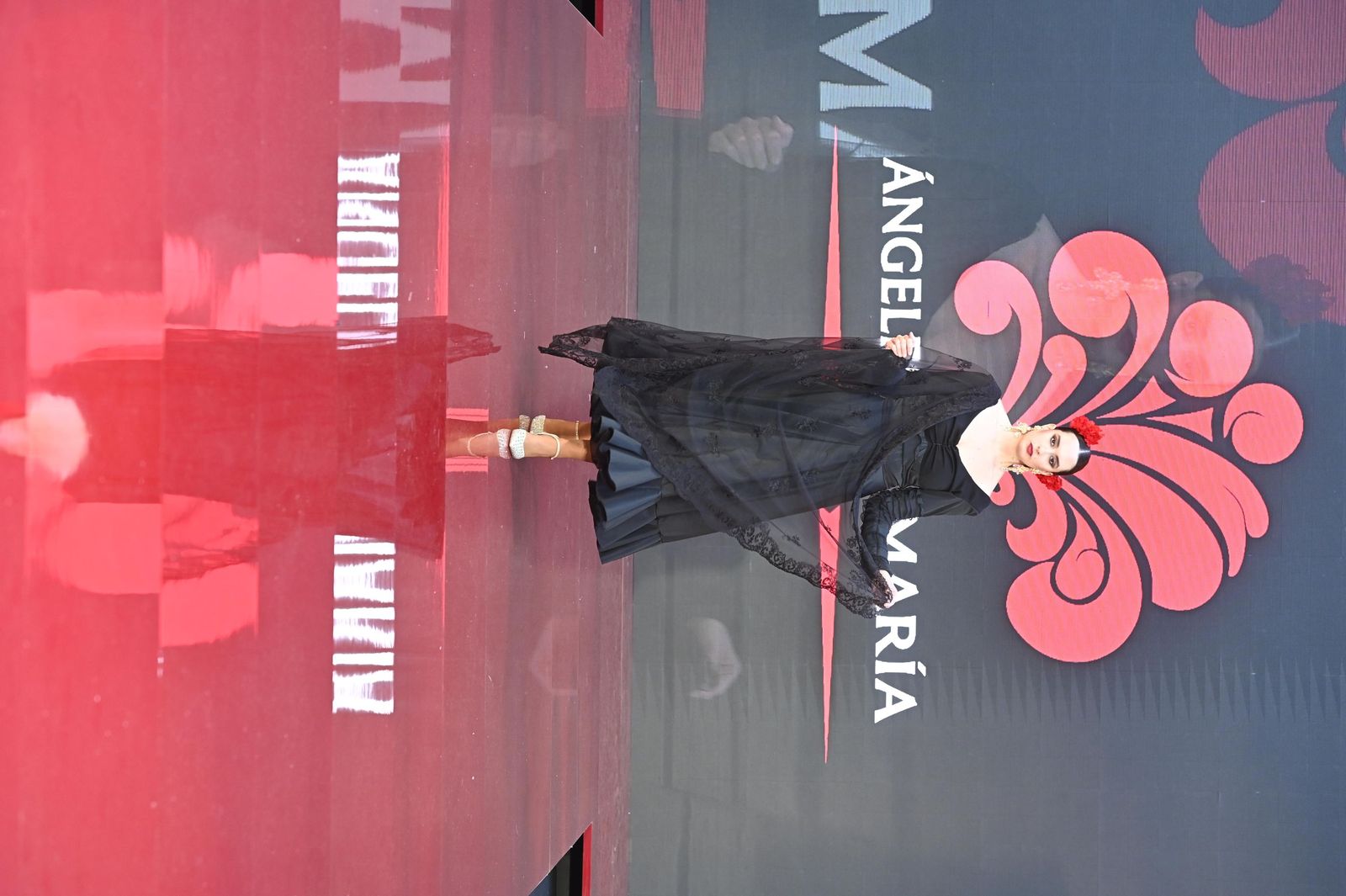 Huelva Flamenca 2026: Desfile de Ángeles de María